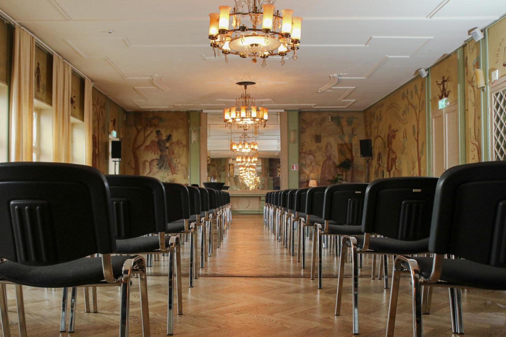 First Hotel Grand Falun Exterior foto